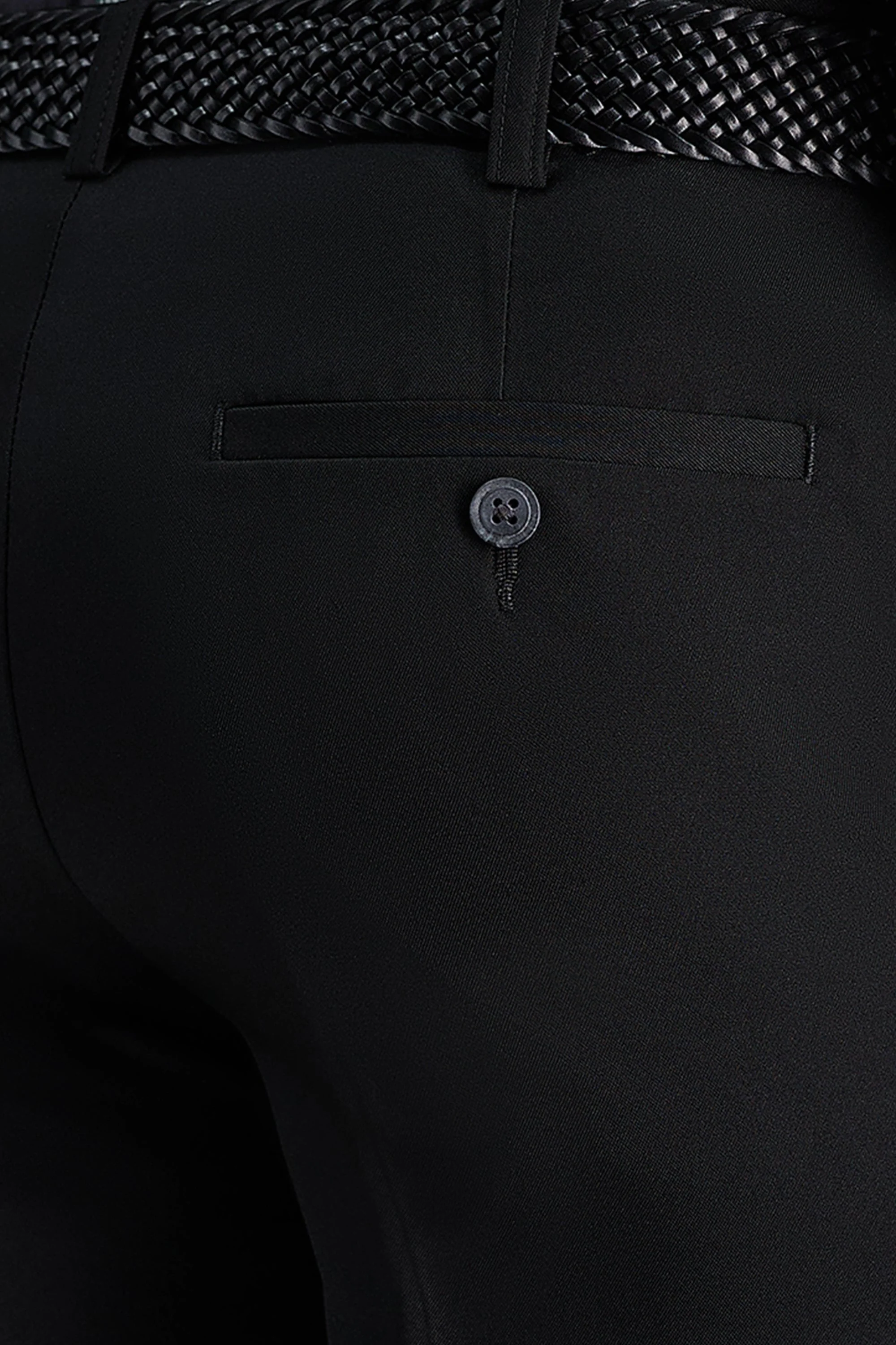 Cool 18® Pro Short - Image 32