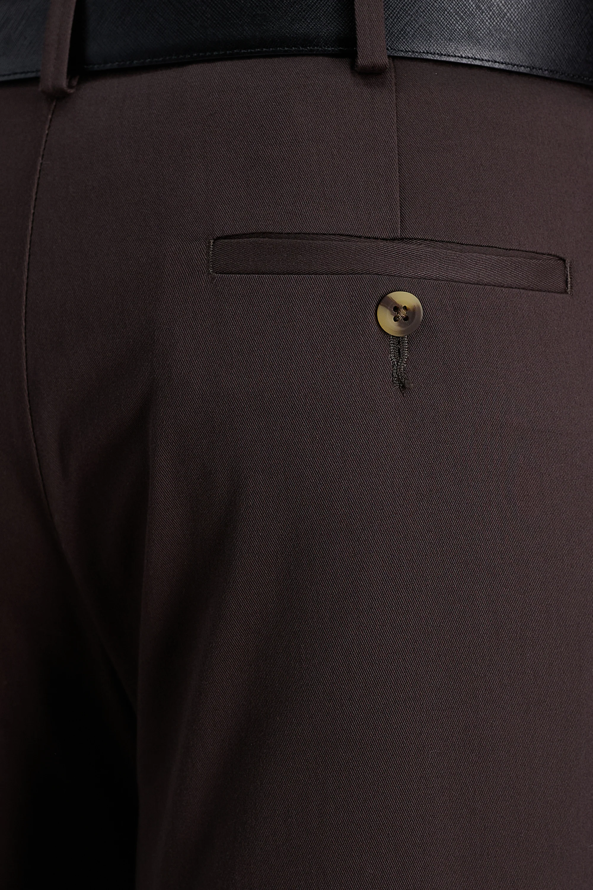 Iron Free Premium Khaki - Image 22