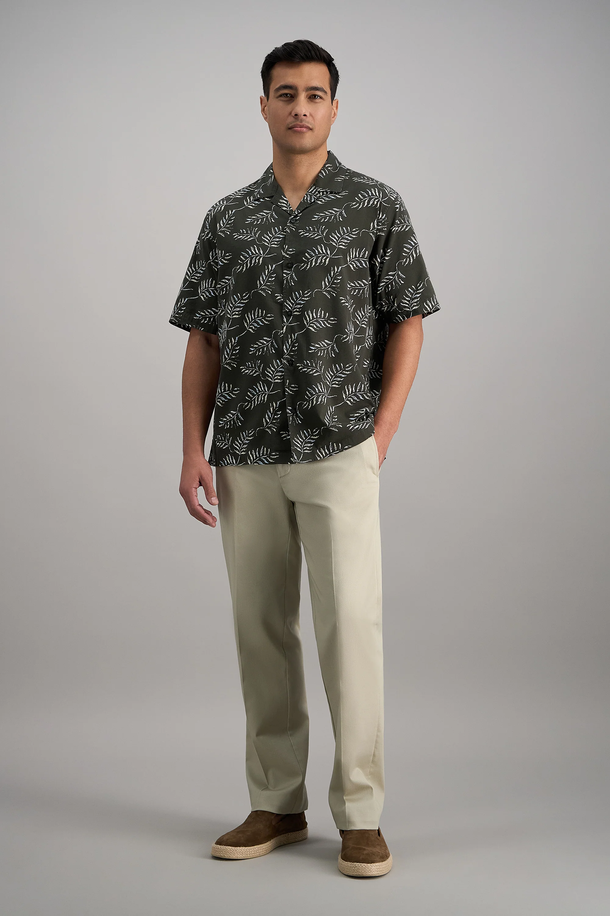 Short Sleeve Tropical Camp Shirt - Image 3